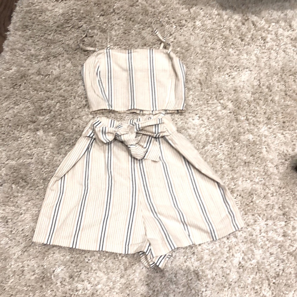Cute crop with matching shorts